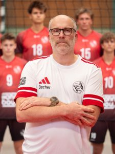 Bilder Vorstand: 1. Vorsitzender Peter Bach